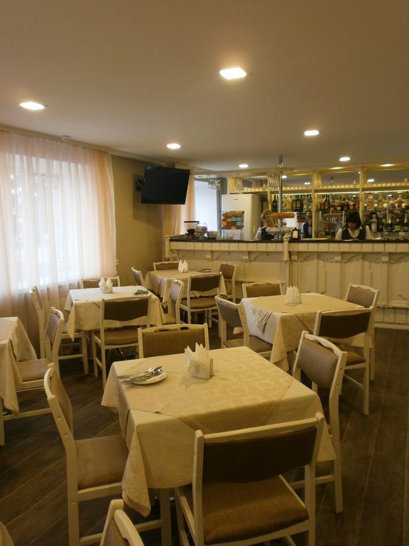 Dnepropetrovsk Hotel Exterior photo